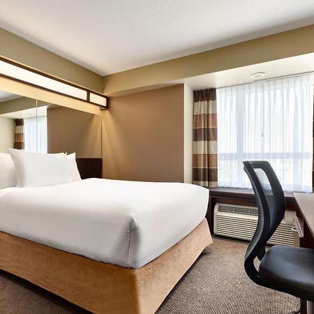 Microtel Inn & Suites By Wyndham Estevan Eksteriør billede