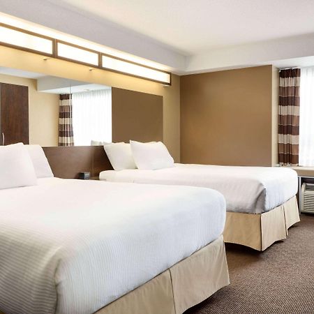 Microtel Inn & Suites By Wyndham Estevan Eksteriør billede