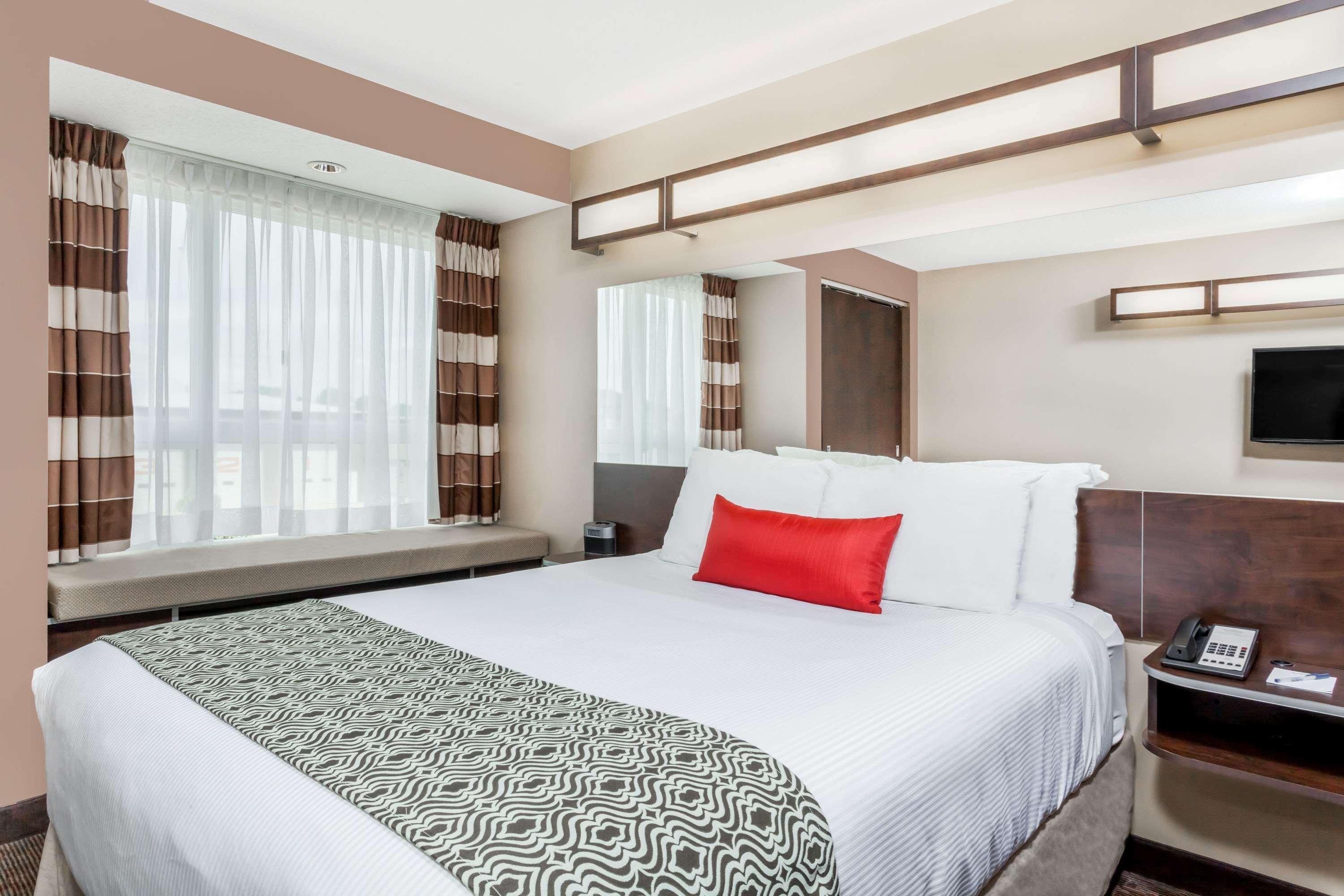 Microtel Inn & Suites By Wyndham Estevan Eksteriør billede