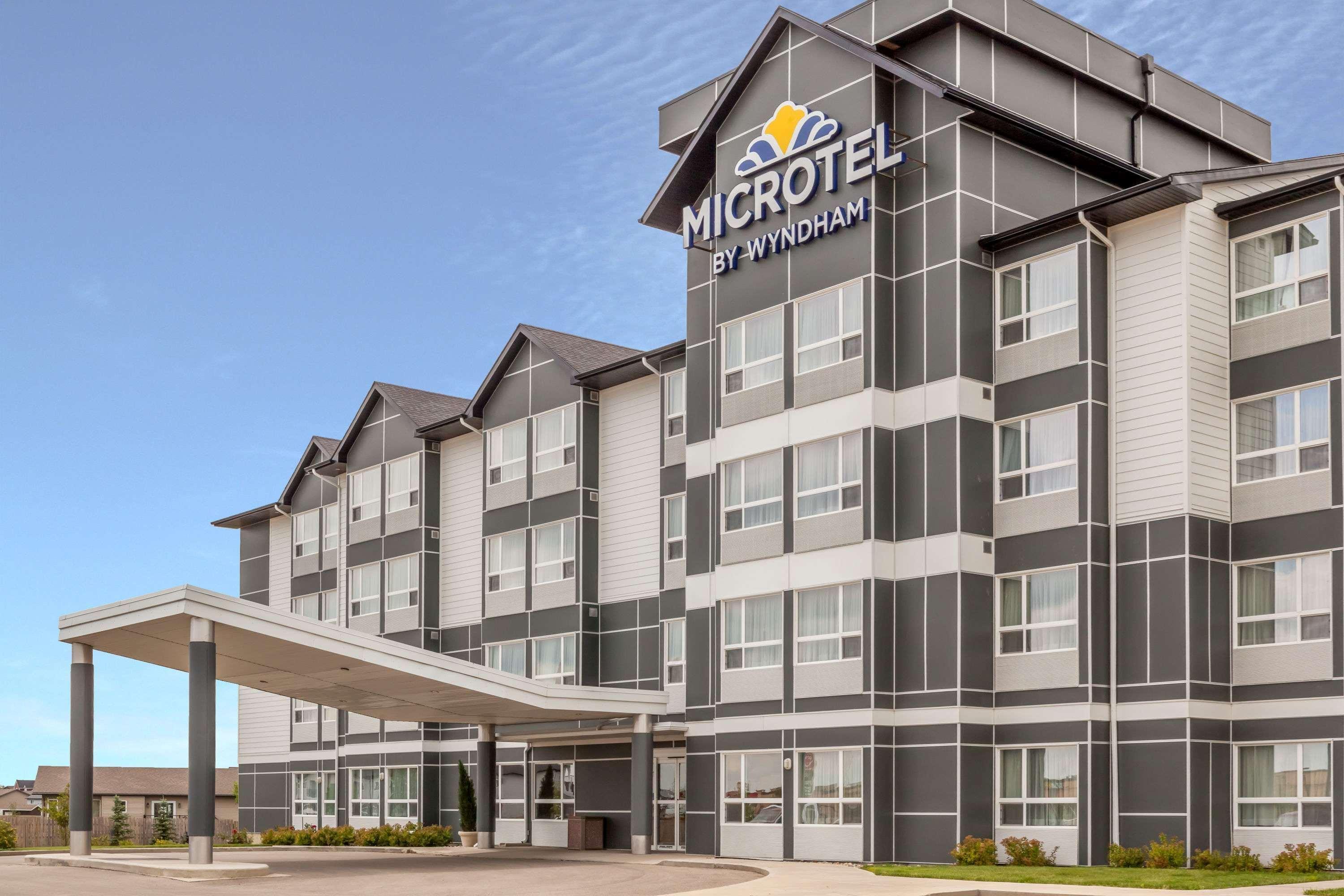 Microtel Inn & Suites By Wyndham Estevan Eksteriør billede