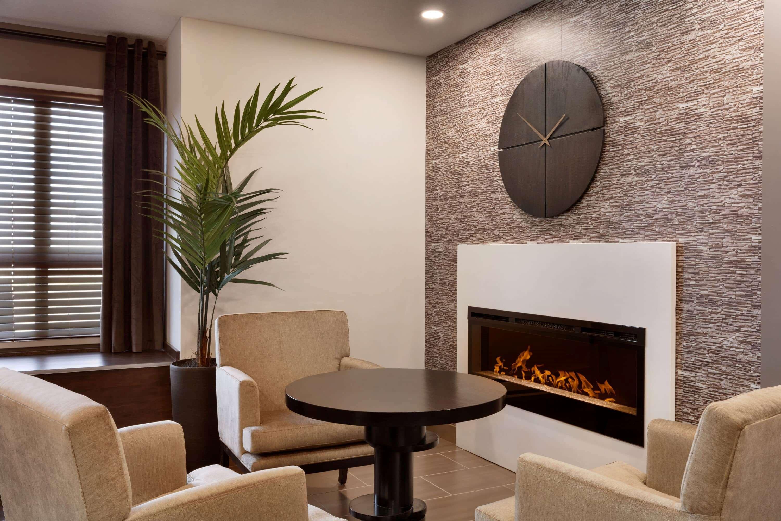 Microtel Inn & Suites By Wyndham Estevan Eksteriør billede
